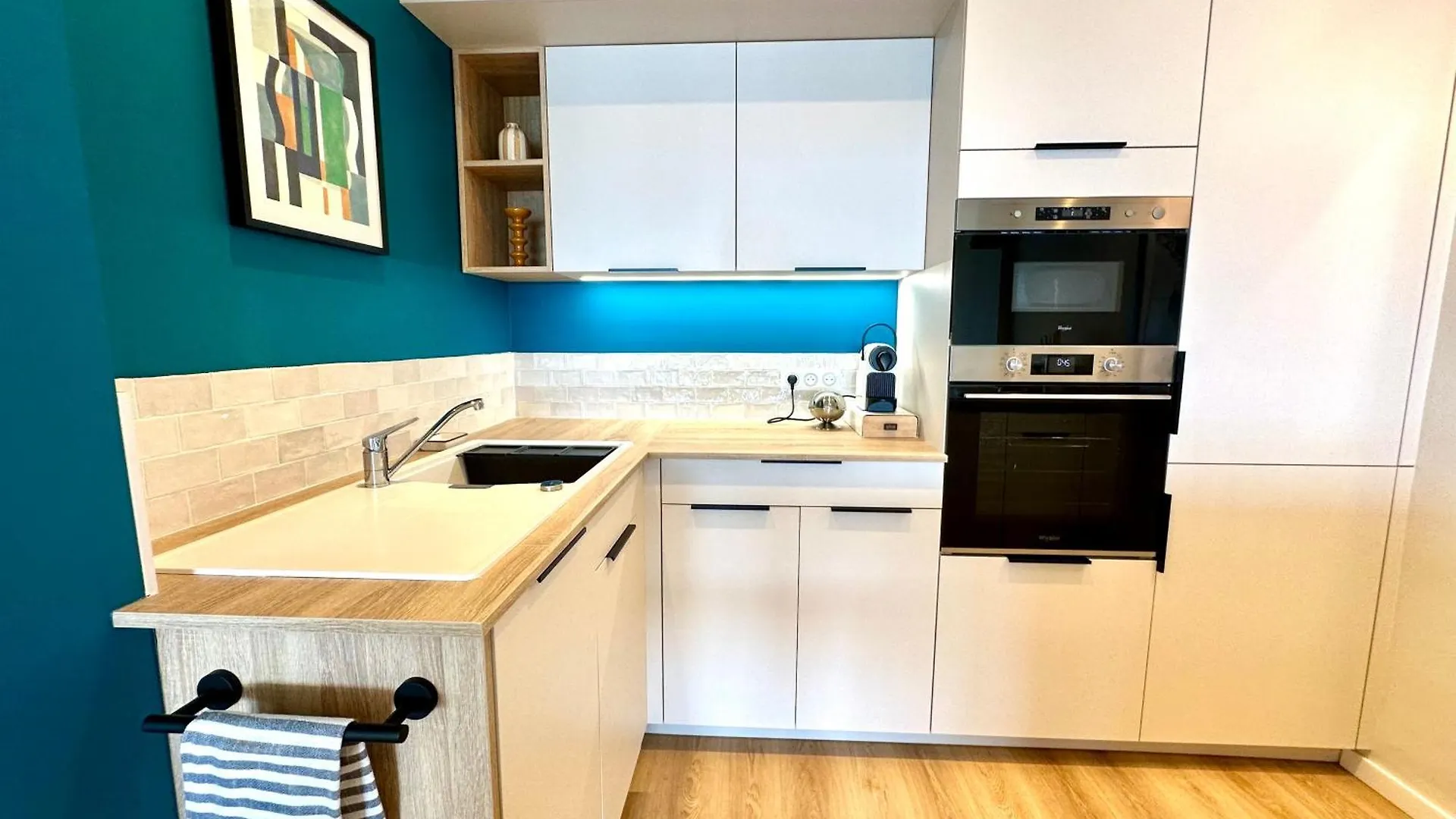 Apartment Appart Matisse Face Mer Parking Sainte-Maxime France
