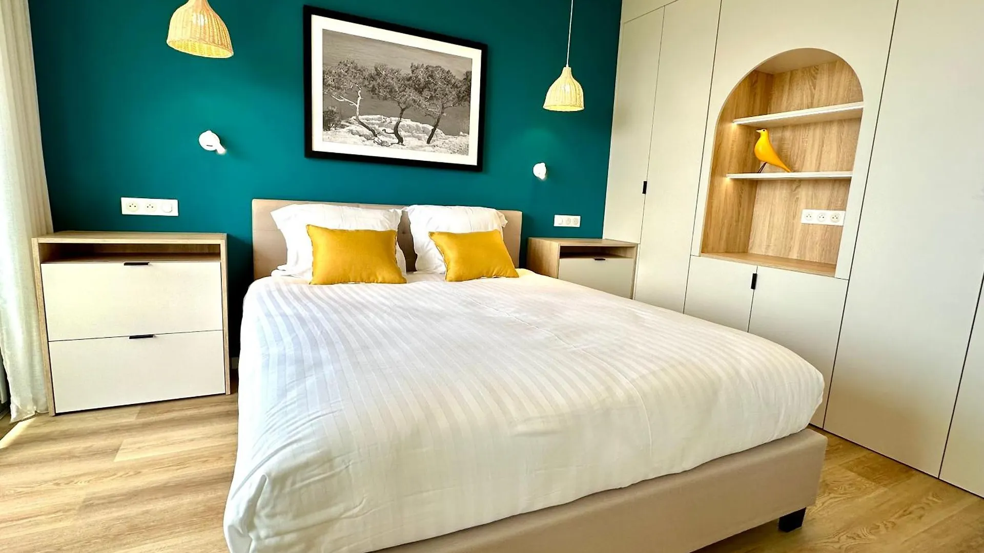Apartment Appart Matisse Face Mer Parking Sainte-Maxime France